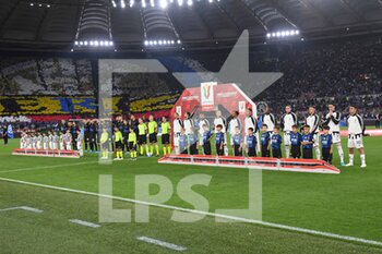 2022-05-11 - ROME, ITALY - May 11 : Players of FC Juventus  and Players Inter Milan pose a photo before  the   Italian Cup final soccer match between  FC Juventus and Inter Milan FC at Stadio Olimpico on May 11,2022 in Rome,Italy - FINAL 2021/2022 - JUVENTUS FC VS INTER - FC INTERNAZIONALE - ITALIAN CUP - SOCCER