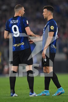2022-05-11 - ROME, ITALY  - May 11 : Edin Dzeko and Ivan Perisic of Inter Milan FC gestures during the   Italian Cup final  soccer match between   FC Juventus and Inter Milan FC at Stadio Olimpico on May 11,2022 in Rome,Italy.  - FINAL 2021/2022 - JUVENTUS FC VS INTER - FC INTERNAZIONALE - ITALIAN CUP - SOCCER