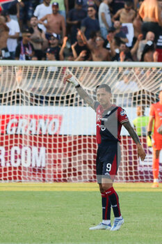 2022-08-05 - Gianluca Lapadula ( Cagliari ) Jubilates after gol 2-2
during the Italian Cup 2022-23  Match of Cagliari Calcio Vs Perugia on 5 August 2022 at the Unipol Domus Stadium, Cagliari, Italy  


 - CAGLIARI CALCIO VS AC PERUGIA - ITALIAN CUP - SOCCER