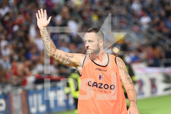 2022-08-08 - Marko Arnautovic greets Bologna supporters - BOLOGNA FC VS COSENZA CALCIO - ITALIAN CUP - SOCCER