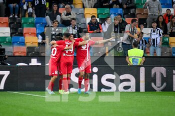 2022-10-19 - Monza's Salvatore Molina celebrates after scoring a goal with teammates - UDINESE CALCIO VS AC MONZA - ITALIAN CUP - SOCCER