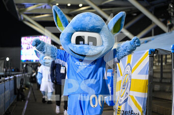 2022-01-23 - Manchester City Women?s mascot Moonchester before the Women's English championship, FA Women's Super League football match between Manchester City and Arsenal FC on January 23, 2022 at the Sport City Academy Stadium in Manchester, England - MANCHESTER CITY VS ARSENAL FC - ENGLISH FA WOMEN'S SUPER LEAGUE - SOCCER