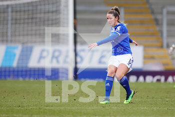 2022-01-23 - Leicester City Midfielder Molly Pike during the Women's English championship, FA Women's Super League football match between Leicester CIty and Aston Villa on January 23, 2022 at the Pirelli Stadium, Burton upon Trent, England - LEICESTER CITY VS ASTON VILLA - ENGLISH FA WOMEN'S SUPER LEAGUE - SOCCER