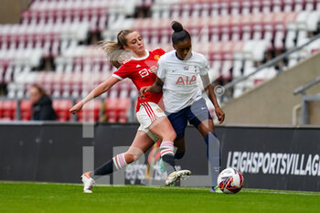 2022-01-23 - Manchester United midfielder Ella Toone (7) and Tottenham Hotspur forward Jessica Naz (7) during the Women's English championship, FA Women's Super League football match between Manchester United and Tottenham Hotspur on January 23, 2022 at Leigh Sports Village, Leigh, England - MANCHESTER UNITED VS TOTTENHAM HOTSPUR - ENGLISH FA WOMEN'S SUPER LEAGUE - SOCCER