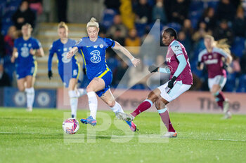 2022-01-26 - West Ham United defender Hawa Cissoko (23) and Chelsea forward Bethany England (9) during the Women's English championship, FA Women's Super League football match between Chelsea and West Ham United on January 26, 2022 at Kingsmeadow in Kingston, England - CHELSEA VS WEST HAM UNITED - ENGLISH FA WOMEN'S SUPER LEAGUE - SOCCER