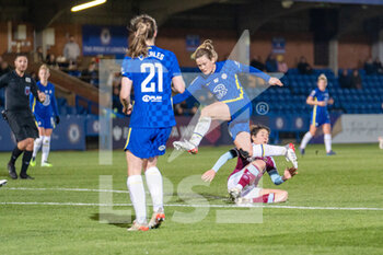 2022-01-26 - Chelsea midfielder Erin Cuthbert (22) scores a goal 2-0 during the Women's English championship, FA Women's Super League football match between Chelsea and West Ham United on January 26, 2022 at Kingsmeadow in Kingston, England - CHELSEA VS WEST HAM UNITED - ENGLISH FA WOMEN'S SUPER LEAGUE - SOCCER