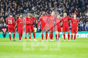 2022-02-27 - Liverpool players during penalties during the English League Cup, Carabao Cup Final football match between Chelsea and Liverpool on February 27, 2022 at Wembley Stadium in London, England - FINAL - CHELSEA VS LIVERPOOL - ENGLISH LEAGUE CUP - SOCCER