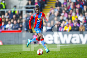 2022-03-20 - Crystal Palace 11 Wilfried Zaha during the English FA Cup, quarter-finals football match between Crystal Palace and Everton on March 20, 2022 at Selhurst Park in London, England - CRYSTAL PALACE VS EVERTON - ENGLISH LEAGUE CUP - SOCCER