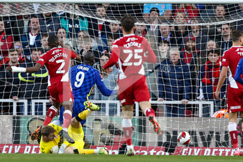 2022-03-19 - Romelu Lukaku (9) of Chelsea scores the first goal during the English FA Cup, quarters-final football match between Middlesbrough and Chelsea on March 19, 2022 at the Riverside Stadium in Middlesbrough, England - MIDDLESBROUGH VS CHELSEA - ENGLISH LEAGUE CUP - SOCCER