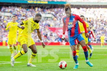 2022-04-17 - Chelsea defender Antonio Rudiger (2) battles with Crystal Palace forward Wilfried Zaha (11) during the English FA Cup, semi-final football match between Chelsea and Crystal Palace on April 17, 2022 at Wembley Stadium in London, England - CHELSEA VS CRYSTAL PALACE - ENGLISH LEAGUE CUP - SOCCER