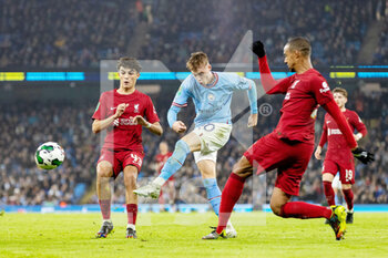 2022-12-22 - Manchester City midfielder Cole Palmer during the English League Cup, EFL 4th Round Carabao Cup, football match between Manchester City and Liverpool on December 22, 2022 at the Etihad Stadium in Manchester, England - FOOTBALL - ENGLISH LEAGUE CUP - MANCHESTER CITY V LIVERPOOL - ENGLISH LEAGUE CUP - SOCCER