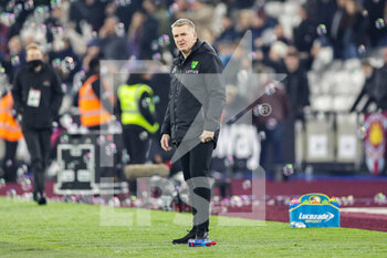 2022-01-12 - Dean Smith Manager of Norwich City during the English championship Premier League football match between West Ham United and Norwich City on 12 January 2022 at the London Stadium in London, England - WEST HAM UNITED VS NORWICH CITY - ENGLISH PREMIER LEAGUE - SOCCER