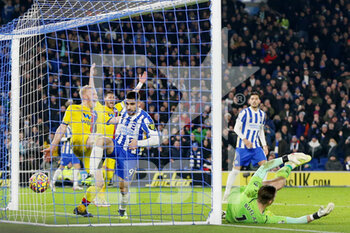2022-01-15 - Brighton and Hove Albion forward Neal Maupay (9) ball in net during the English championship Premier League football match between Brighton and Hove Albion and Crystal Palace on January 14, 2022 at the American Express Community Stadium in Brighton and Hove, England - BRIGHTON AND HOVE ALBION VS CRYSTAL PALACE - ENGLISH PREMIER LEAGUE - SOCCER