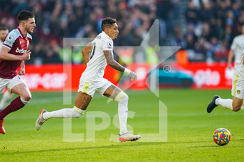 2022-01-16 - Leeds United forward Raphinha during the English championship Premier League football match between West Ham United and Leeds United on January 16, 2022 at the London Stadium in London, England - WEST HAM UNITED VS LEEDS UNITED - ENGLISH PREMIER LEAGUE - SOCCER