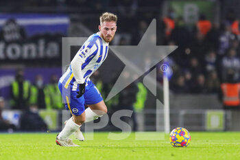 2022-01-19 - Brighton and Hove Albion forward Alexis Mac Allister during the English championship Premier League football match between Brighton and Hove Albion and Chelsea on January 18, 2022 at the American Express Community Stadium in Brighton and Hove, England - BRIGHTON AND HOVE ALBION VS CHELSEA - ENGLISH PREMIER LEAGUE - SOCCER
