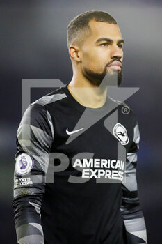 2022-01-19 - Brighton and Hove Albion goalkeeper Robert Sanchez during the English championship Premier League football match between Brighton and Hove Albion and Chelsea on January 18, 2022 at the American Express Community Stadium in Brighton and Hove, England - BRIGHTON AND HOVE ALBION VS CHELSEA - ENGLISH PREMIER LEAGUE - SOCCER
