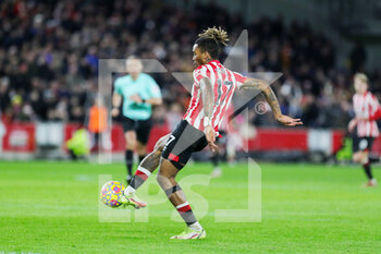 2022-01-20 - Brentford forward Ivan Toney during the English championship Premier League football match between Brentford and Manchester United on January 19, 2022 at Brentford Community Stadium in Brentford, England - BRENTFORD VS MANCHESTER UNITED - ENGLISH PREMIER LEAGUE - SOCCER