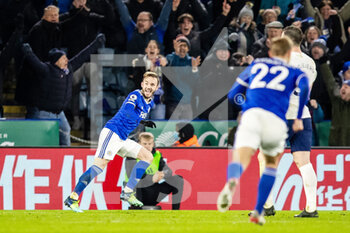 2022-01-19 - Leicester City Midfielder James Maddison (10) celebrates his goal 2-1 during the English championship Premier League football match between Leicester City and Tottenham Hotspur on January 19, 2022 at the King Power Stadium in Leicester, England - LEICESTER CITY VS TOTTENHAM HOTSPUR - ENGLISH PREMIER LEAGUE - SOCCER