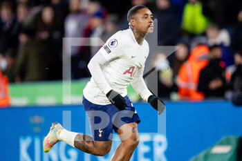 2022-01-19 - Steven Bergwijn (23) of Tottenham Hotspur celebrates his goal 2-3 during the English championship Premier League football match between Leicester City and Tottenham Hotspur on January 19, 2022 at the King Power Stadium in Leicester, England - LEICESTER CITY VS TOTTENHAM HOTSPUR - ENGLISH PREMIER LEAGUE - SOCCER