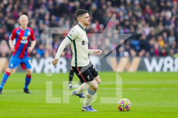 2022-01-24 - Liverpool defender Andy Robertson during the English championship Premier League football match between Crystal Palace and Liverpool on January 23, 2022 at Selhurst Park in London, England - CRYSTAL PALACE VS LIVERPOOL - ENGLISH PREMIER LEAGUE - SOCCER