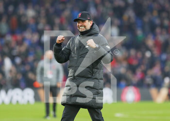 2022-01-24 - Liverpool manager Jurgen Klopp celebrates after the English championship Premier League football match between Crystal Palace and Liverpool on January 23, 2022 at Selhurst Park in London, England - CRYSTAL PALACE VS LIVERPOOL - ENGLISH PREMIER LEAGUE - SOCCER