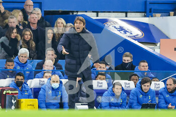 2022-01-23 - Antonio Conte Manager of Tottenham Hotspur during the English championship Premier League football match between Chelsea and Tottenham Hotspur on January 23, 2022 at Stamford Bridge in London, England - CHELSEA VS TOTTENHAM HOTSPUR - ENGLISH PREMIER LEAGUE - SOCCER