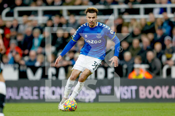 2022-02-08 - Everton midfielder Dele Alli during the English championship Premier League football match between Newcastle United and Everton on February 8, 2022 at St James's Park in Newcastle, England - NEWCASTLE UNITED VS EVERTON - ENGLISH PREMIER LEAGUE - SOCCER