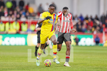 2022-02-12 - Jean-Philippe Mateta (14) of Crystal Palace during the English championship Premier League football match between Brentford and Crystal Palace on February 12, 2022 at Brentford Community Stadium in Brentford, England - BRENTFORD VS CRYSTAL PALACE - ENGLISH PREMIER LEAGUE - SOCCER