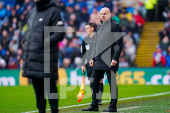 2022-02-13 - Sean Dyche of Burnley (Manager) during the English championship Premier League football match between Burnley and Liverpool on February 13, 2022 at Turf Moor in Burnley, England - BURNLEY VS LIVERPOOL - ENGLISH PREMIER LEAGUE - SOCCER