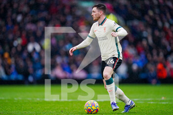 2022-02-13 - Liverpool defender Andrew Robertson during the English championship Premier League football match between Burnley and Liverpool on February 13, 2022 at Turf Moor in Burnley, England - BURNLEY VS LIVERPOOL - ENGLISH PREMIER LEAGUE - SOCCER