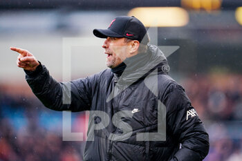 2022-02-13 - Jurgen Klopp of Liverpool (Manager) during the English championship Premier League football match between Burnley and Liverpool on February 13, 2022 at Turf Moor in Burnley, England - BURNLEY VS LIVERPOOL - ENGLISH PREMIER LEAGUE - SOCCER