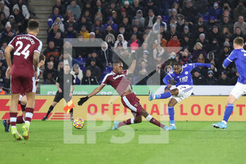 2022-02-13 - Leicester City Forward Ademola Lookman (37) shoots during the English championship Premier League football match between Leicester City and West Ham United on February 13, 2022 at the King Power Stadium in Leicester, England - LEICESTER CITY VS WEST HAM UNITED - ENGLISH PREMIER LEAGUE - SOCCER