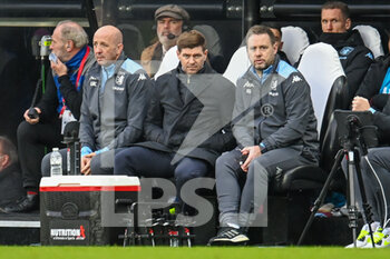2022-02-13 - Aston Villa manager, Steven Gerrard during the English championship Premier League football match between Newcastle United and Aston Villa on February 13, 2022 at St James' Park in Newcastle, England - NEWCASTLE UNITED VS ASTON VILLA - ENGLISH PREMIER LEAGUE - SOCCER