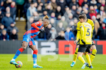 2022-02-19 - Crystal Palace Wilfried Zaha and Chelsea midfielder Jorginho (5) during the English championship Premier League football match between Crystal Palace and Chelsea on February 19, 2022 at Selhurst Park in London, England - CRYSTAL PALACE VS CHELSEA - ENGLISH PREMIER LEAGUE - SOCCER