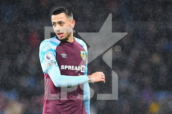 2022-02-23 - Burnley midfielder Dwight McNeil during the English championship Premier League football match between Burnley and Tottenham Hotspur on February 23, 2022 at Turf Moor in Burnley, England - BURNLEY VS TOTTENHAM HOTSPUR - ENGLISH PREMIER LEAGUE - SOCCER