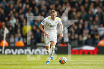 2022-02-26 - Leeds United defender Luke Ayling during the English championship Premier League football match between Leeds United and Tottenham Hotspur on February 26, 2022 at Elland Road in Leeds, England - LEEDS UNITED VS TOTTENHAM HOTSPUR - ENGLISH PREMIER LEAGUE - SOCCER