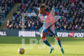 2022-02-26 - Crystal Palace forward Wilfried Zaha during the English championship Premier League football match between Crystal Palace and Burnley on February 26, 2022 at Selhurst Park in London, England - CRYSTAL PALACE VS BURNLEY - ENGLISH PREMIER LEAGUE - SOCCER