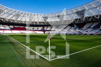 2022-02-27 - General view during the English championship Premier League football match between West Ham United and Wolverhampton Wanderers on February 27, 2022 at the London Stadium in London, England - WEST HAM UNITED VS WOLVERHAMPTON WANDERERS - ENGLISH PREMIER LEAGUE - SOCCER