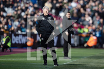 2022-02-27 - West Ham United manager David Moyes during the English championship Premier League football match between West Ham United and Wolverhampton Wanderers on February 27, 2022 at the London Stadium in London, England - WEST HAM UNITED VS WOLVERHAMPTON WANDERERS - ENGLISH PREMIER LEAGUE - SOCCER