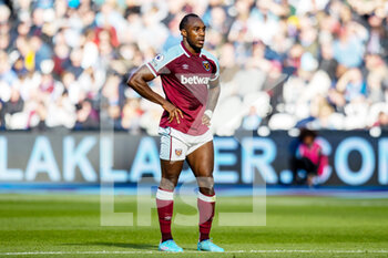 2022-02-27 - West Ham United forward Michail Antonio during the English championship Premier League football match between West Ham United and Wolverhampton Wanderers on February 27, 2022 at the London Stadium in London, England - WEST HAM UNITED VS WOLVERHAMPTON WANDERERS - ENGLISH PREMIER LEAGUE - SOCCER