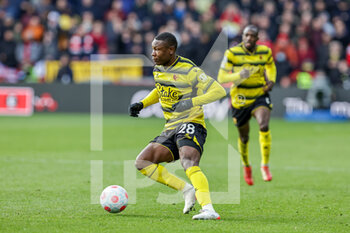 2022-03-06 - Samuel Kalu (28) of Watford during the English championship Premier League football match between Watford and Arsenal on March 6, 2022 at Vicarage Road in Watford, England - WATFORD VS ARSENAL - ENGLISH PREMIER LEAGUE - SOCCER