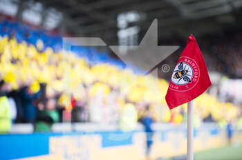 2022-03-12 - A Brentford Corner Flag during the English championship Premier League football match between Brentford and Burnley on March 12, 2022 at Brentford Community Stadium in Brentford, England - BRENTFORD VS BURNLEY - ENGLISH PREMIER LEAGUE - SOCCER