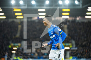 2022-03-17 - Everton's midfielder Demarai Gray during the English championship Premier League football match between Everton and Newcastle United on March 17, 2022 at Goodison Park in Liverpool, England - EVERTON VS NEWCASTLE UNITED - ENGLISH PREMIER LEAGUE - SOCCER