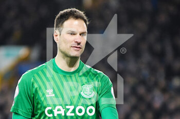 2022-03-17 - Everton's goalkeeper Asmir Begovic during the English championship Premier League football match between Everton and Newcastle United on March 17, 2022 at Goodison Park in Liverpool, England - EVERTON VS NEWCASTLE UNITED - ENGLISH PREMIER LEAGUE - SOCCER