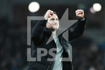 2022-03-17 - Everton's manager Frank Lampard celebrates the victory after the English championship Premier League football match between Everton and Newcastle United on March 17, 2022 at Goodison Park in Liverpool, England - EVERTON VS NEWCASTLE UNITED - ENGLISH PREMIER LEAGUE - SOCCER
