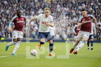 2022-03-20 - Harry Kane (10) of Tottenham Hotspur during the English championship Premier League football match between Tottenham Hotspur and West Ham United on March 20, 2022 at Tottenham Hotspur Stadium in London, England - TOTTENHAM HOTSPUR VS WEST HAM UNITED - ENGLISH PREMIER LEAGUE - SOCCER