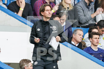 2022-04-02 - Thomas Frank Manager of Brentford during the English championship Premier League football match between Chelsea and Brentford on April 2, 2022 at Stamford Bridge in London, England - CHELSEA VS BRENTFORD - ENGLISH PREMIER LEAGUE - SOCCER