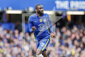 2022-04-02 - Antonio Rudiger (2) of Chelsea during the English championship Premier League football match between Chelsea and Brentford on April 2, 2022 at Stamford Bridge in London, England - CHELSEA VS BRENTFORD - ENGLISH PREMIER LEAGUE - SOCCER