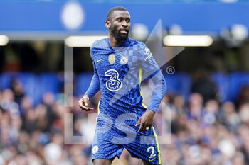 2022-04-02 - Antonio Rudiger (2) of Chelsea during the English championship Premier League football match between Chelsea and Brentford on April 2, 2022 at Stamford Bridge in London, England - CHELSEA VS BRENTFORD - ENGLISH PREMIER LEAGUE - SOCCER