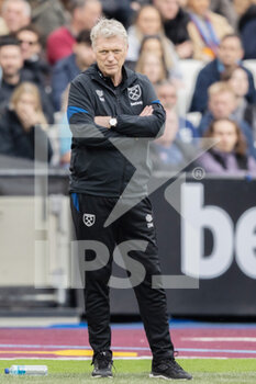 2022-04-03 - West Ham United manager David Moyes during the English championship Premier League football match between West Ham United and Everton on April 3, 2022 at the London Stadium in London, England - WEST HAM UNITED VS EVERTON - ENGLISH PREMIER LEAGUE - SOCCER